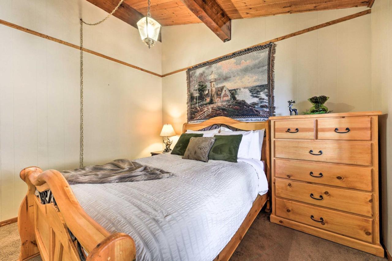 Lake Arrowhead Cabin With Deck And Stunning Mtn Views! ซานเบอร์นาร์ดิโน ภายนอก รูปภาพ