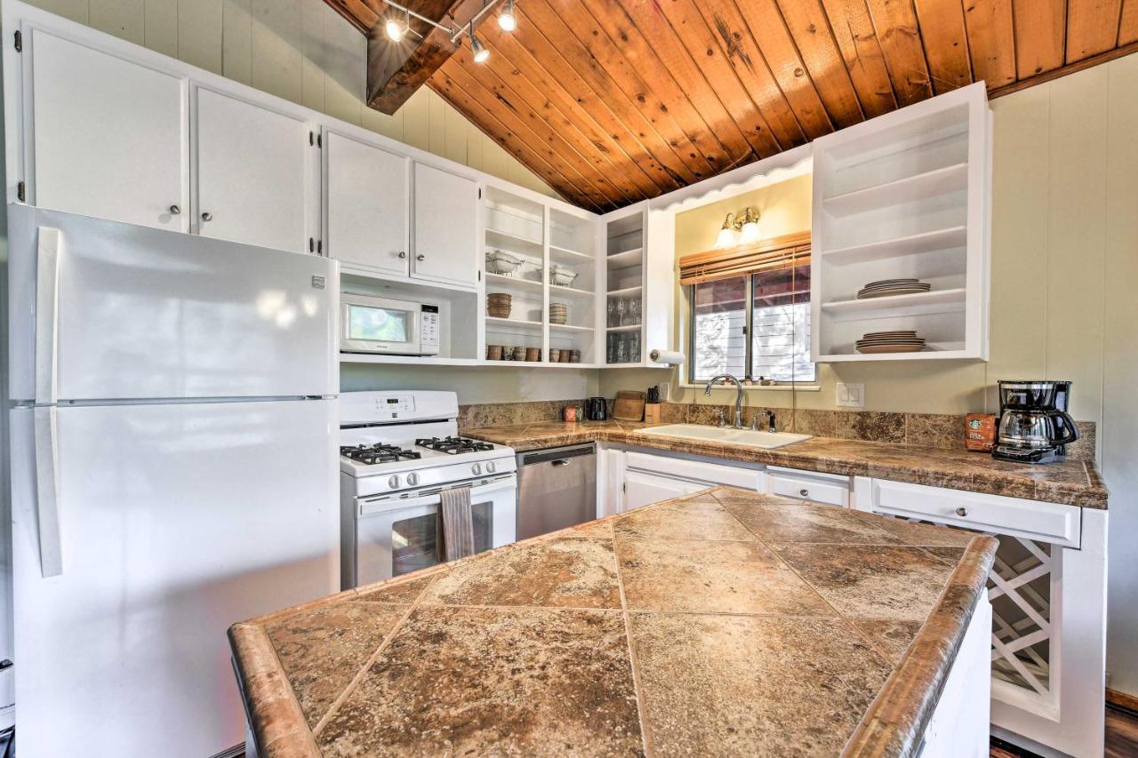 Lake Arrowhead Cabin With Deck And Stunning Mtn Views! ซานเบอร์นาร์ดิโน ภายนอก รูปภาพ